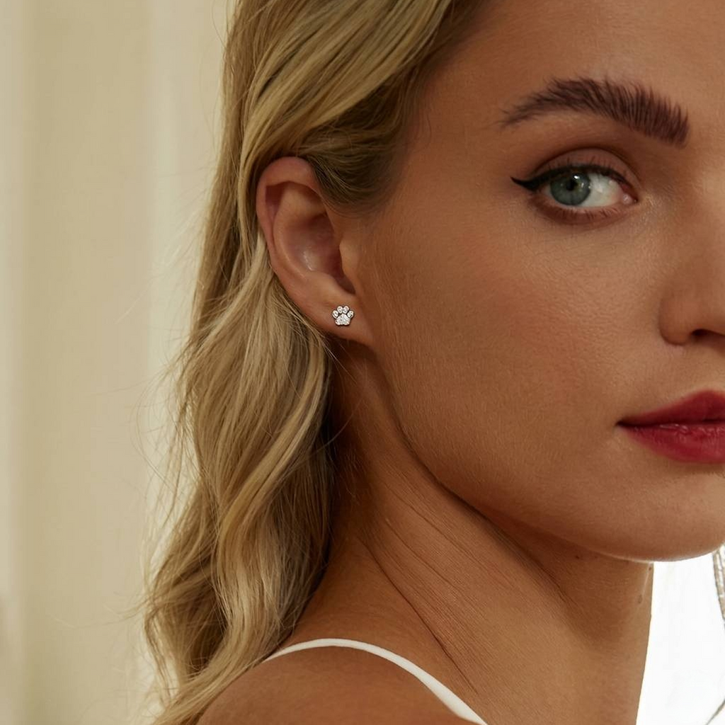 Pawie Ball Back Earrings